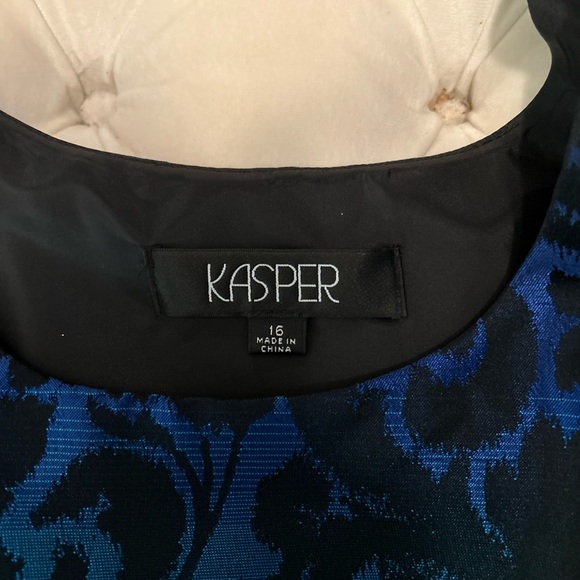 Kasper Women's Elegant Blue Ombre and Black Blazer - Picture 2 of 3